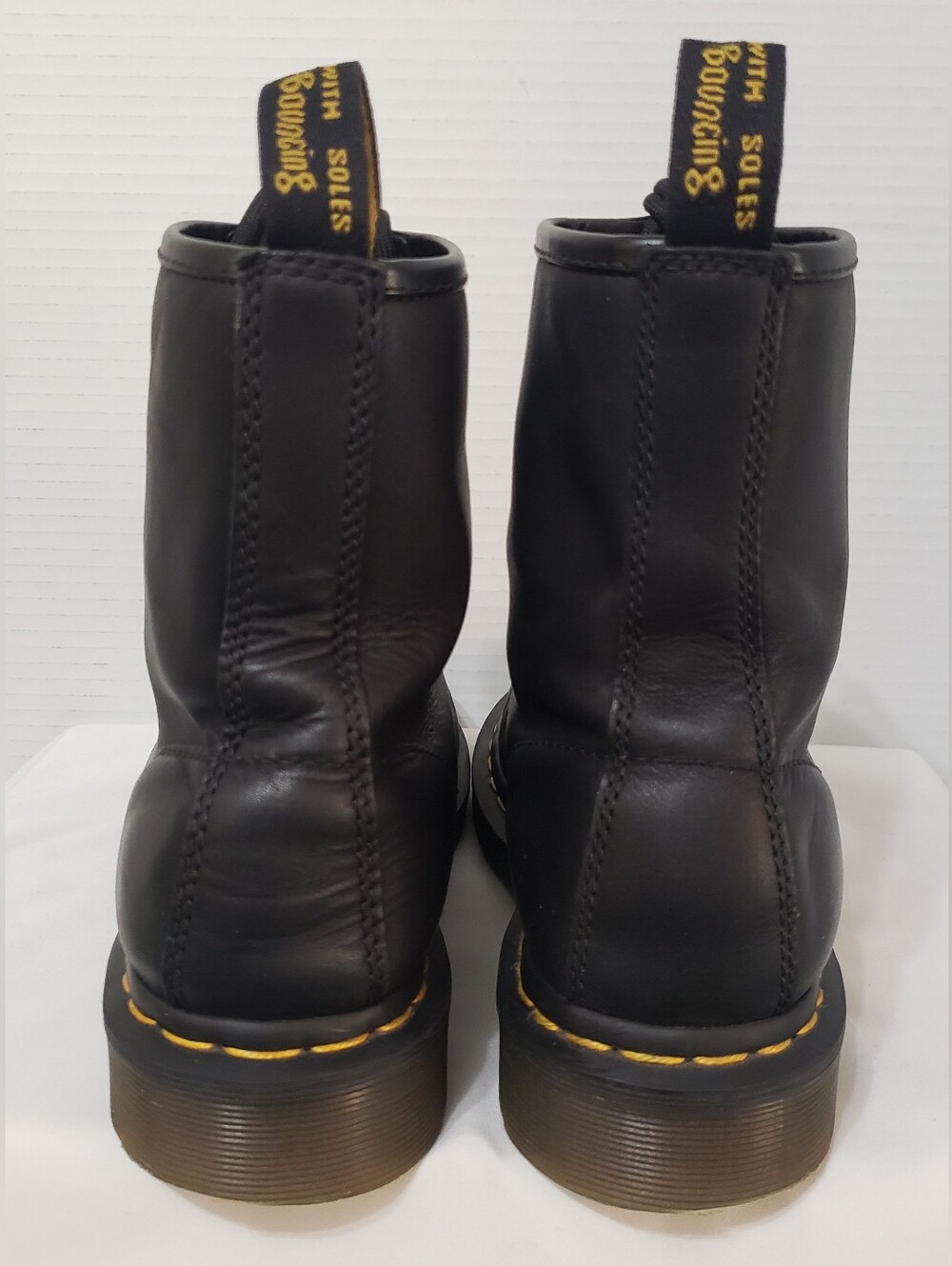 Dr. Martens The Original Lace Up Air Wair Black Combat Ankle Boot Womens Size 7 - Picture 6 of 15
